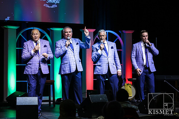20181127_ChristmasintheSmokies-7403