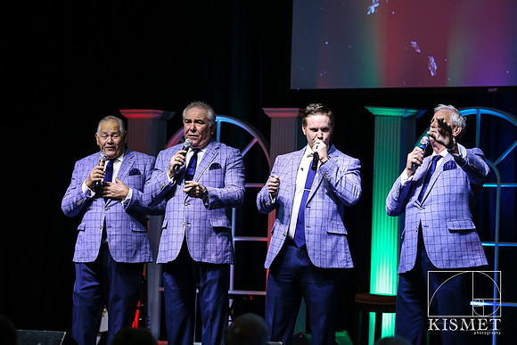 20181127_ChristmasintheSmokies-7432