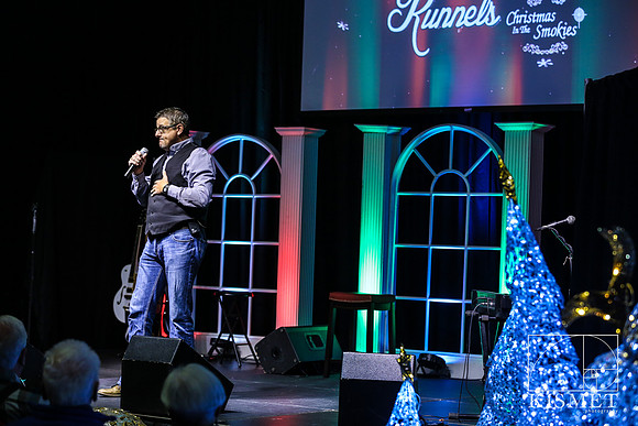 20181127_ChristmasintheSmokies-7518