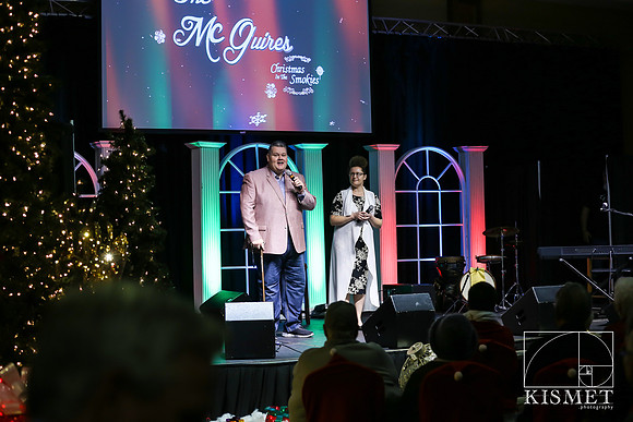 20181127_ChristmasintheSmokies-7705