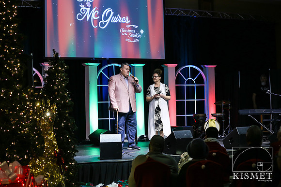 20181127_ChristmasintheSmokies-7710