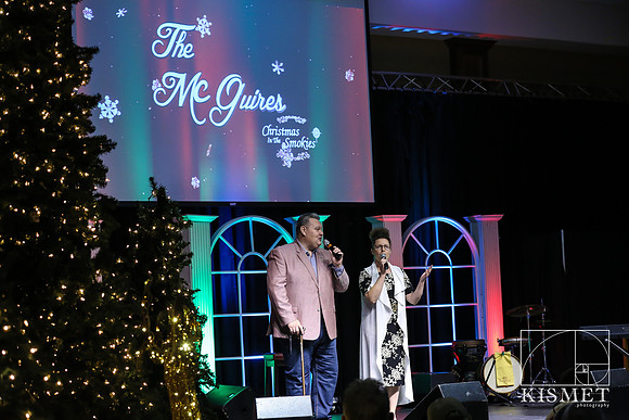 20181127_ChristmasintheSmokies-7733