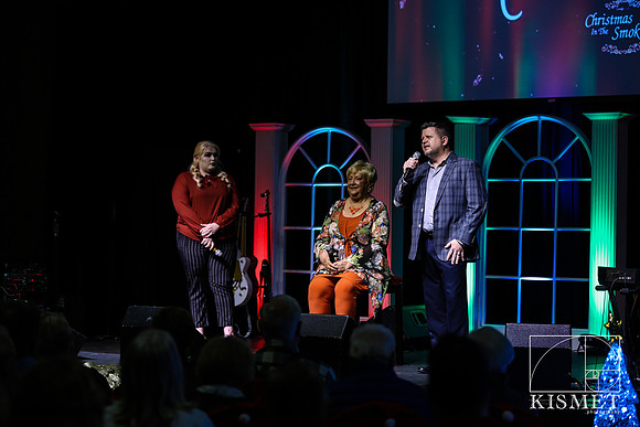 20181127_ChristmasintheSmokies-7888