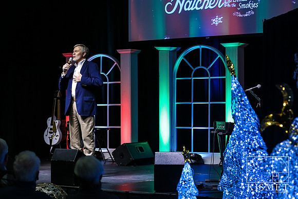20181127_ChristmasintheSmokies-8000