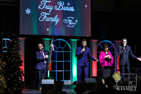 20181127_ChristmasintheSmokies-8350