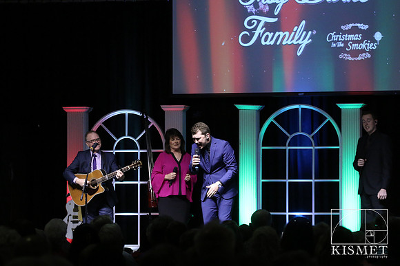 20181127_ChristmasintheSmokies-7996