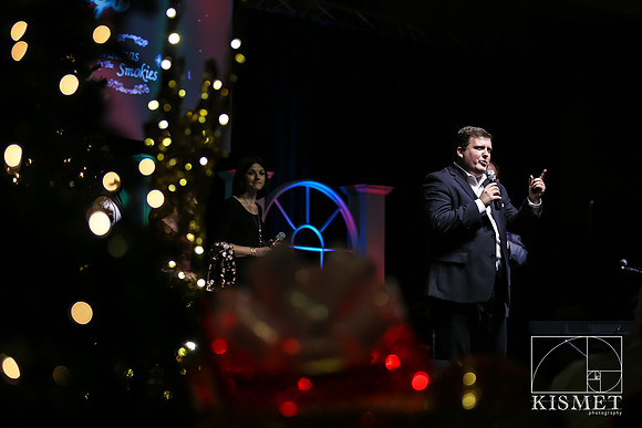 20181127_ChristmasintheSmokies-8487