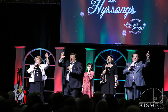 20181127_ChristmasintheSmokies-8083