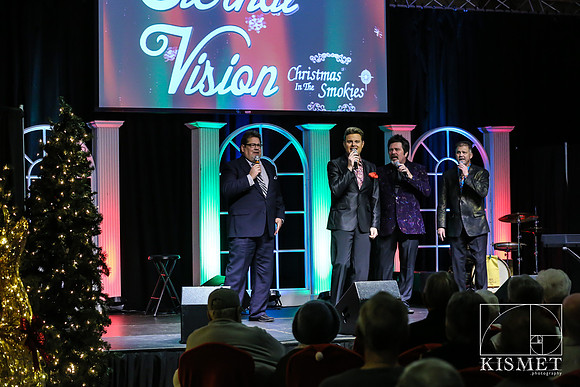 20181127_ChristmasintheSmokies-8559