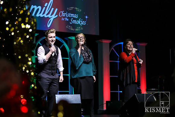20181127_ChristmasintheSmokies-8687