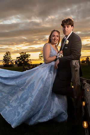 HarveyProm22-5163